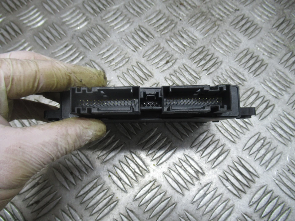 2017 MERCEDES A-CLASS A180D SPORT W176 1.5 DIESEL GEARBOX ECU (K9KA460) REF20146 - Image 3 of 4