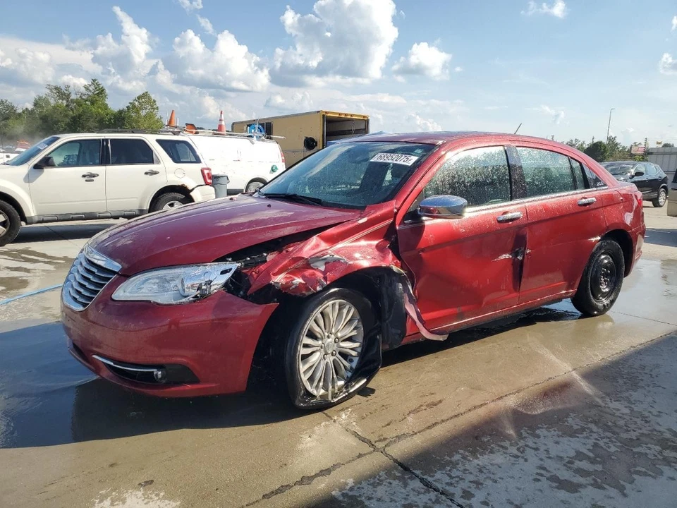 Used Front Center Interior Rear View Mirror fits: 2013 Chrysler 200 Sdn automati - Image 2 of 4