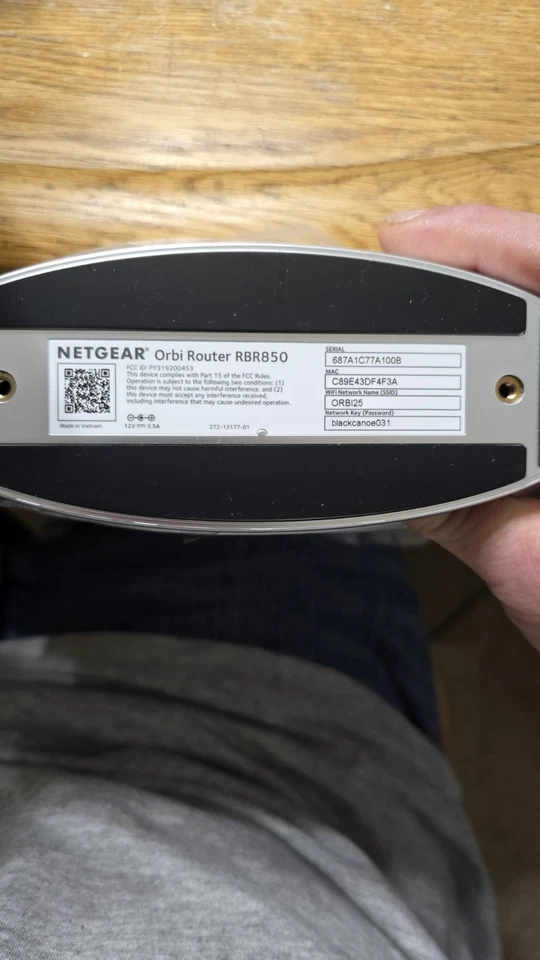 NETGEAR Orbi RBK852 AX6000 Tri-Band Mesh WiFi 6 System White Router Only!!!!! - Image 3 of 4