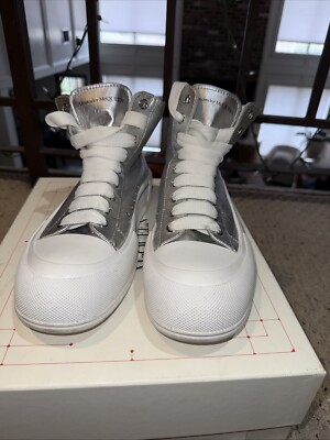 Alexander Mcqueen Men's Deck Plimsoll Metallic High-Top Sneakers - Silver Sz 43