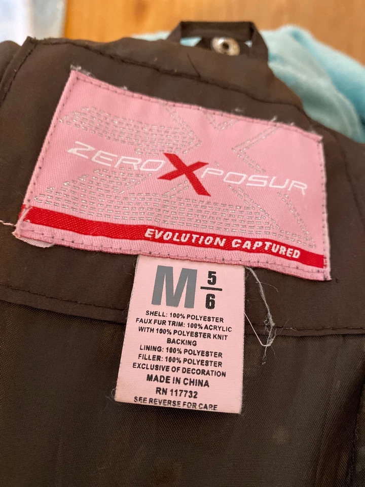 Zero Xposur двусторонний полиэстер искусственного меха зимняя куртка пальто девочек 5/6 - Изображение 2 из 4