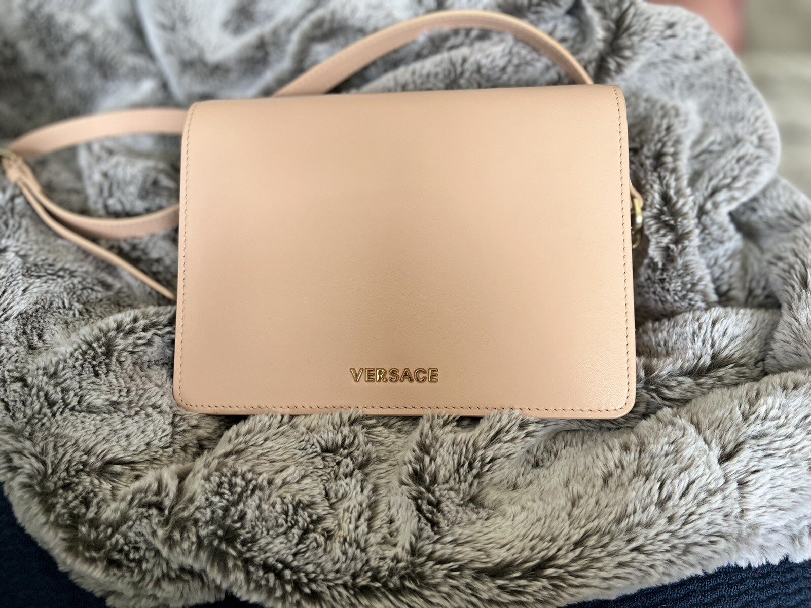 Versace Medusa logo crossbody bag with chain strap-image