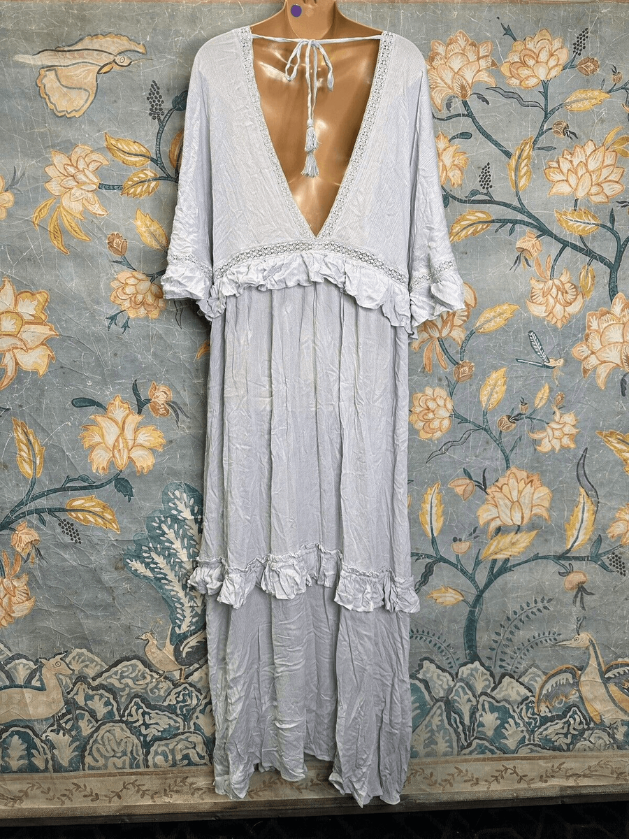 little mistress maxi dress Rent Little Mistress Marilyn Bridal Ivory Halterneck Maxi Dress
