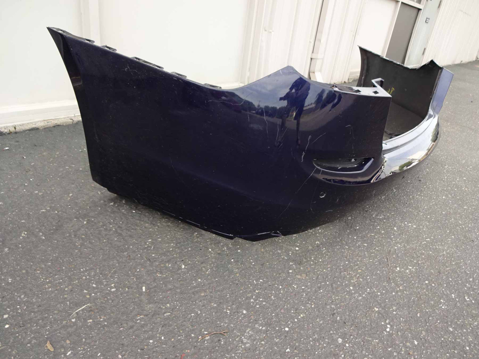 Maserati Quattroporte M156 Rear Bumper Cover Damaged Part# 673000021 670010263 A