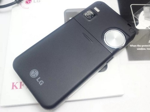 LG KF700 3MP AF A2DP 3" Touchscreen MP3 FM Radio GSM 3G Slider Cell Phone Mobile - Picture 7 of 11