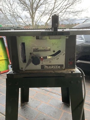 Makita 2708 Table Saw With Original Stand Power Tools