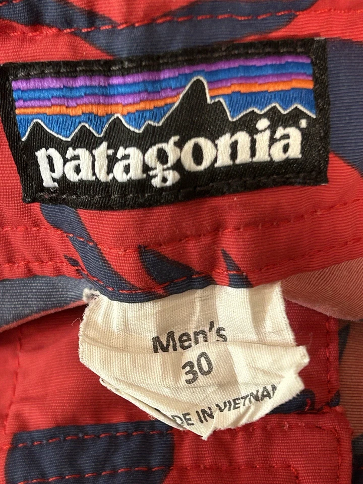 Patagonia Wavefarer Board Shorts Floral Swim Trunks 9” Inseam Men’s 30 - Image 4 of 4
