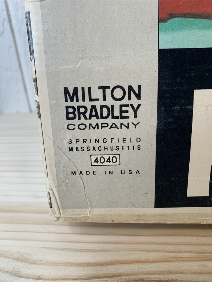 VINTAGE 1970 Milton Bradley Paddle Pool Board Game with Original Box