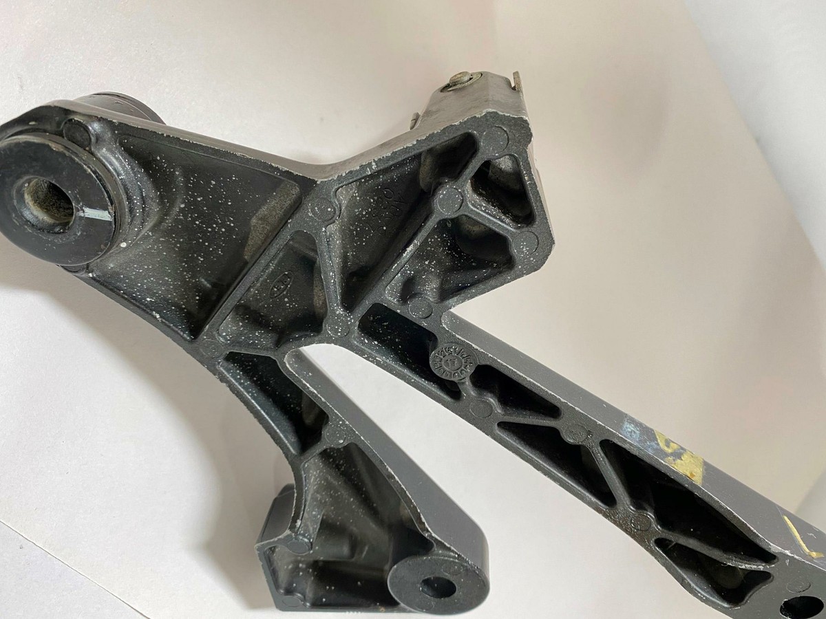 Kawasaki ZX14 06-09 OEM CHIPPED BLACK RIGHT REAR FOOT PEG AND