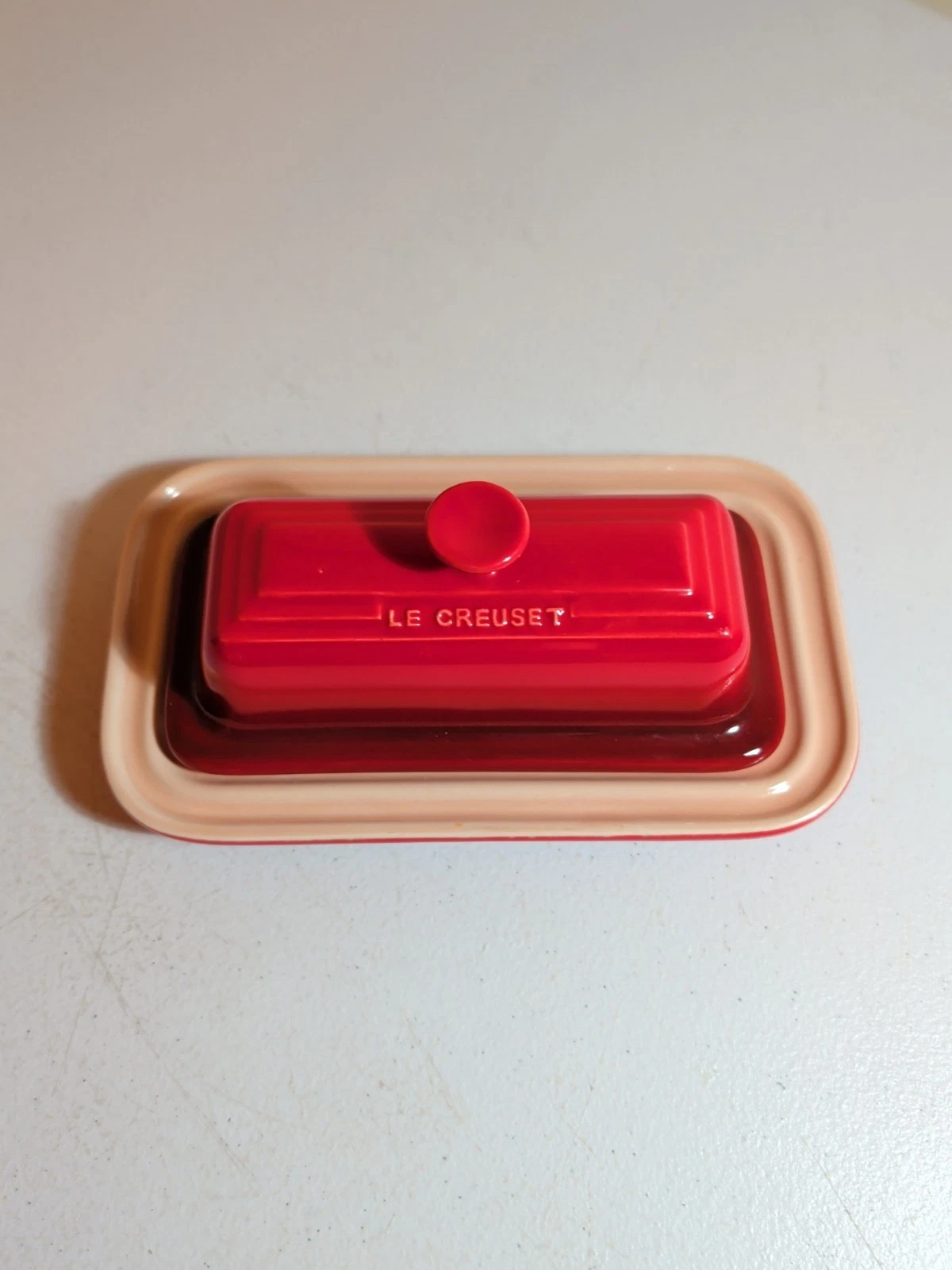 Le Creuset Red Stoneware Butter Dish Covered Lid Kitchenware Classic
Opens in a new window or tab