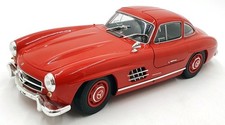 Minichamps 1/18 scale Diecast DC8524F - Mercedes-Benz 300 SL - Red