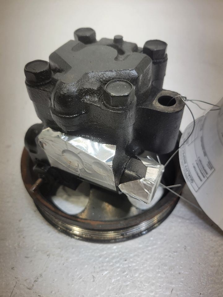 2001-2006 Hyundai Santa Fe 2.7L Power Steering Pump 57710-26200