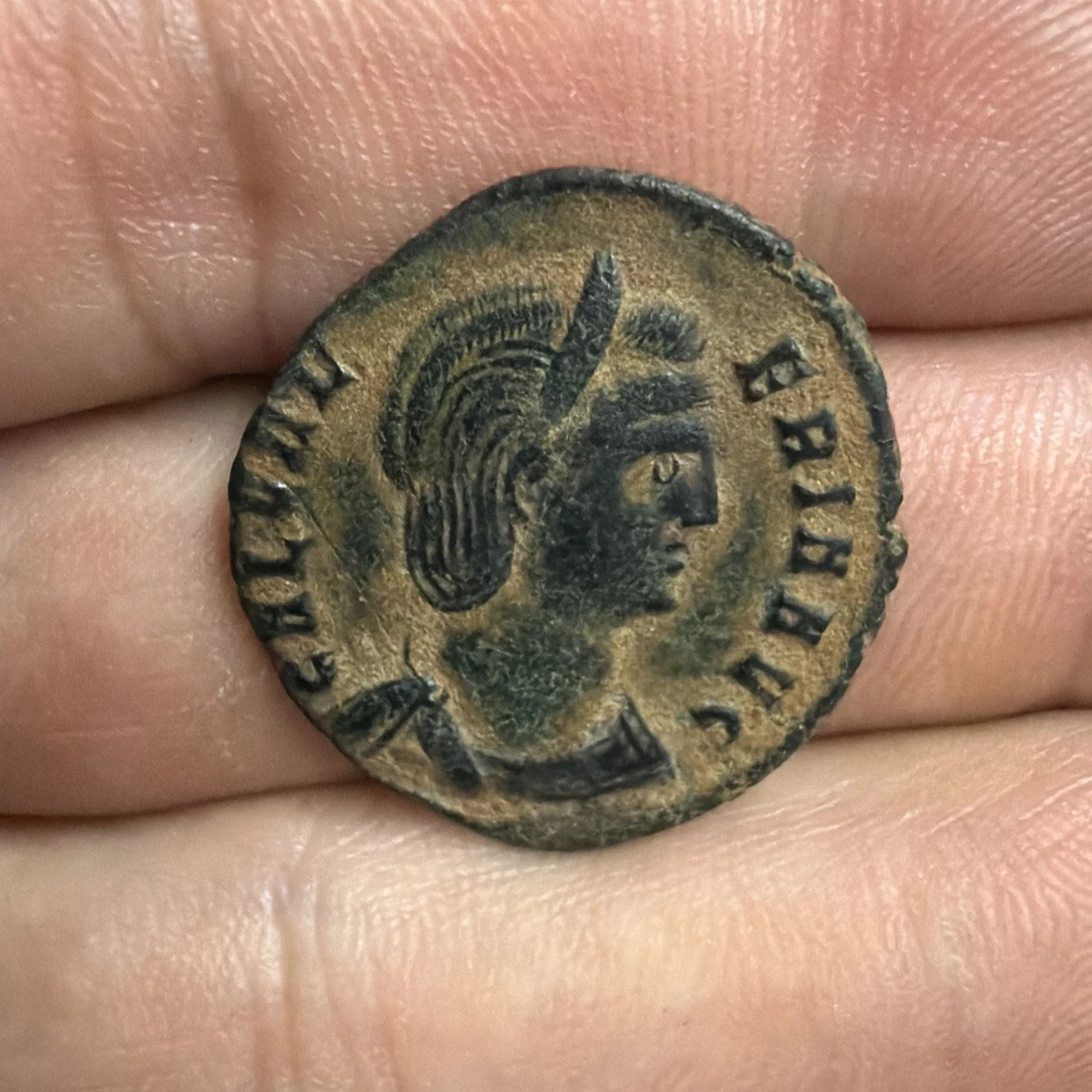 Imperio Romano . RARO FOLLIS DF GALERÍA VALERIA .5,3gr 25mm