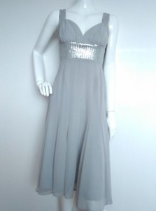 below the knee cocktail dresses