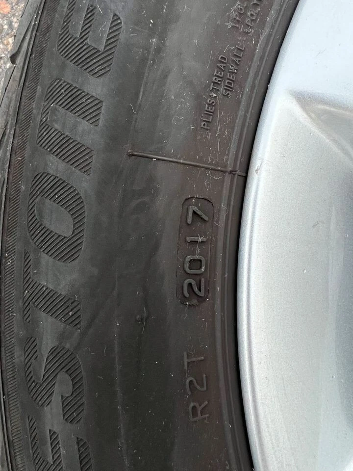 Original MINI Countryman F60 Radsatz Sommerreifen Alufelgen 530Typ 17" 6868276 - Bild 2 von 3