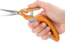 Fiskars TotalControl RazorEdge Scissors 7 inch Thumb trigger design