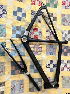 Felt Z2 Disc 56cm Frameset Carbon Fiber Endurance Road Bike New  