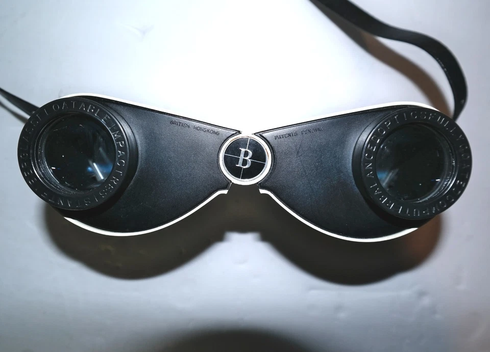 Vintage Bushnell Expo Extra Power Thumb Focus Binoculars with Strap - Image 4 of 4