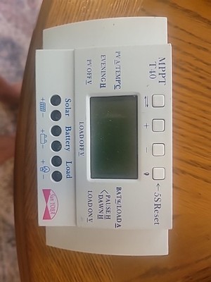 EPsolar MPPT T40 Solar Charge Controller LCD Display