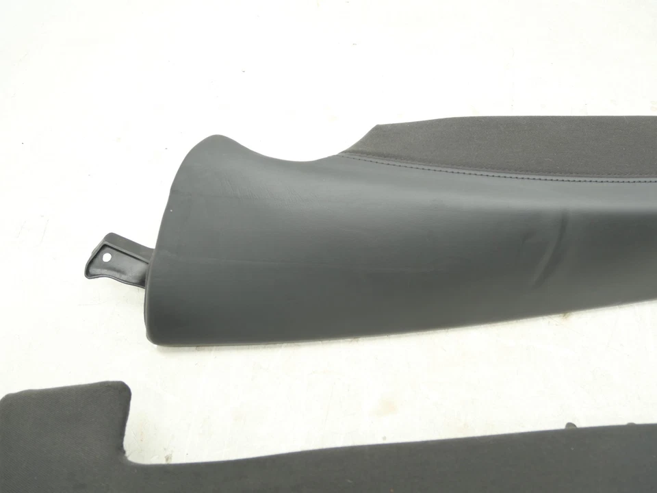 Juego de reposapiés superior asiento trasero izquierdo derecho usado negro Audi RS7 C7 2016-2018 OEM Foto 2 de 4