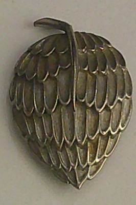 Pin Leaf Shape