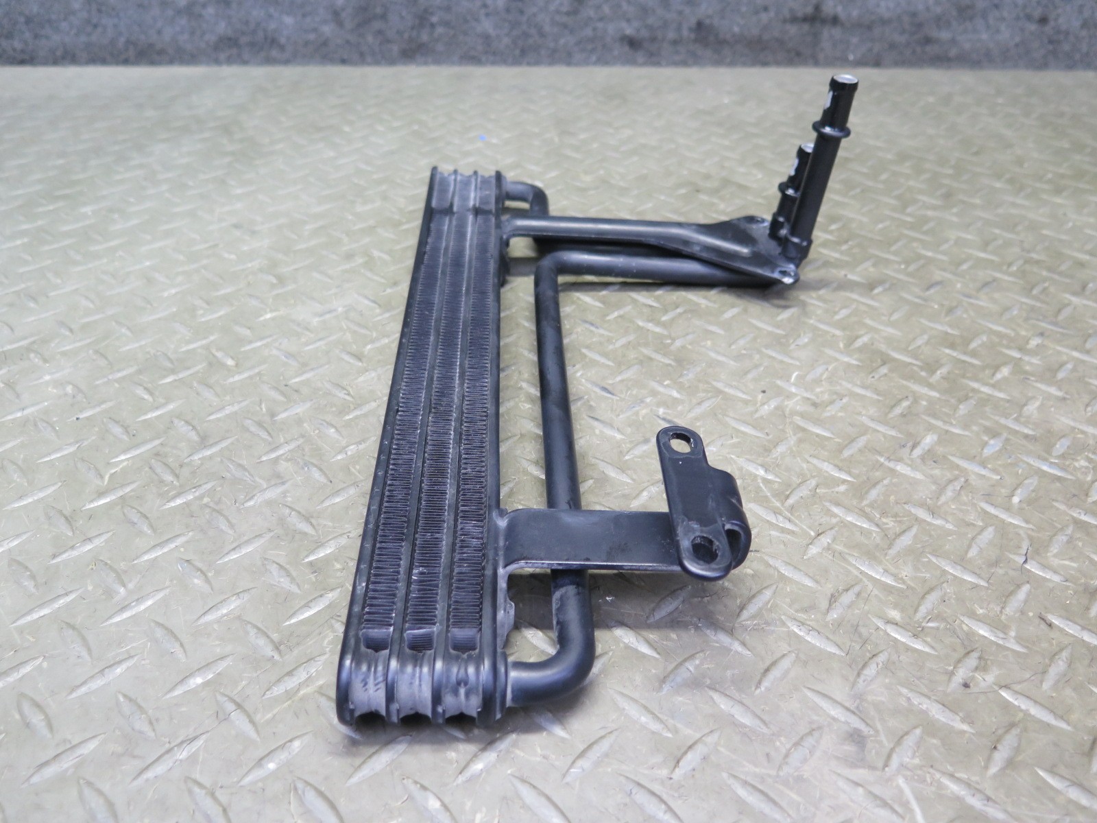 2008-2019 MASERATI GRANTURISMO M145 POWER STEERING OIL COOLER COOLING LINE