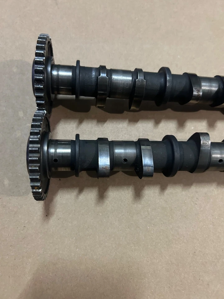 Árbol de levas Suzuki GSXR 600 2006 Foto 2 de 4