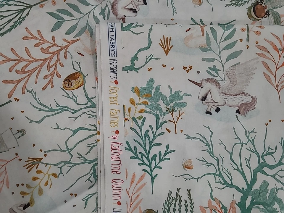 Tela de algodón Windham Forest Fairies caprichosas unicornios cisnes 1 yarda Foto 3 de 4