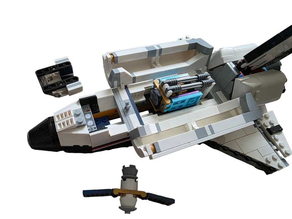 LEGO Creator 31117 Space Shuttle Adventure, photo 3 of 5