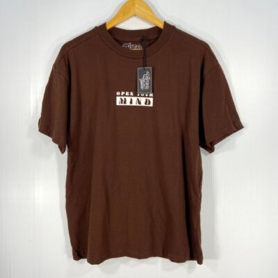 NWT Taco Tuesday Open Your Mind T Shirt in Bark Brown Mens Medium