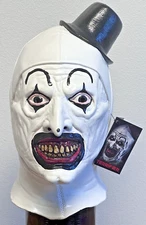 Terrifier Art The Clown Mask Trick or Treat Studios New With Collector Tags