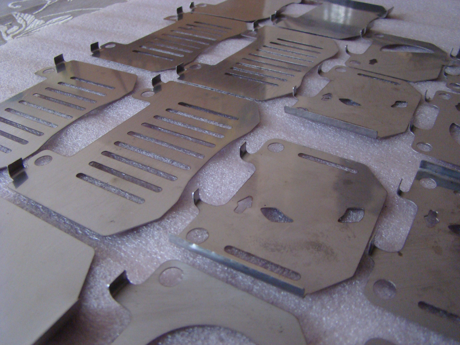 TOYOTA SUPRA MK4 JZA80 / CELICA ST205 STAINLESS STEEL BRAKE PAD SHIMS