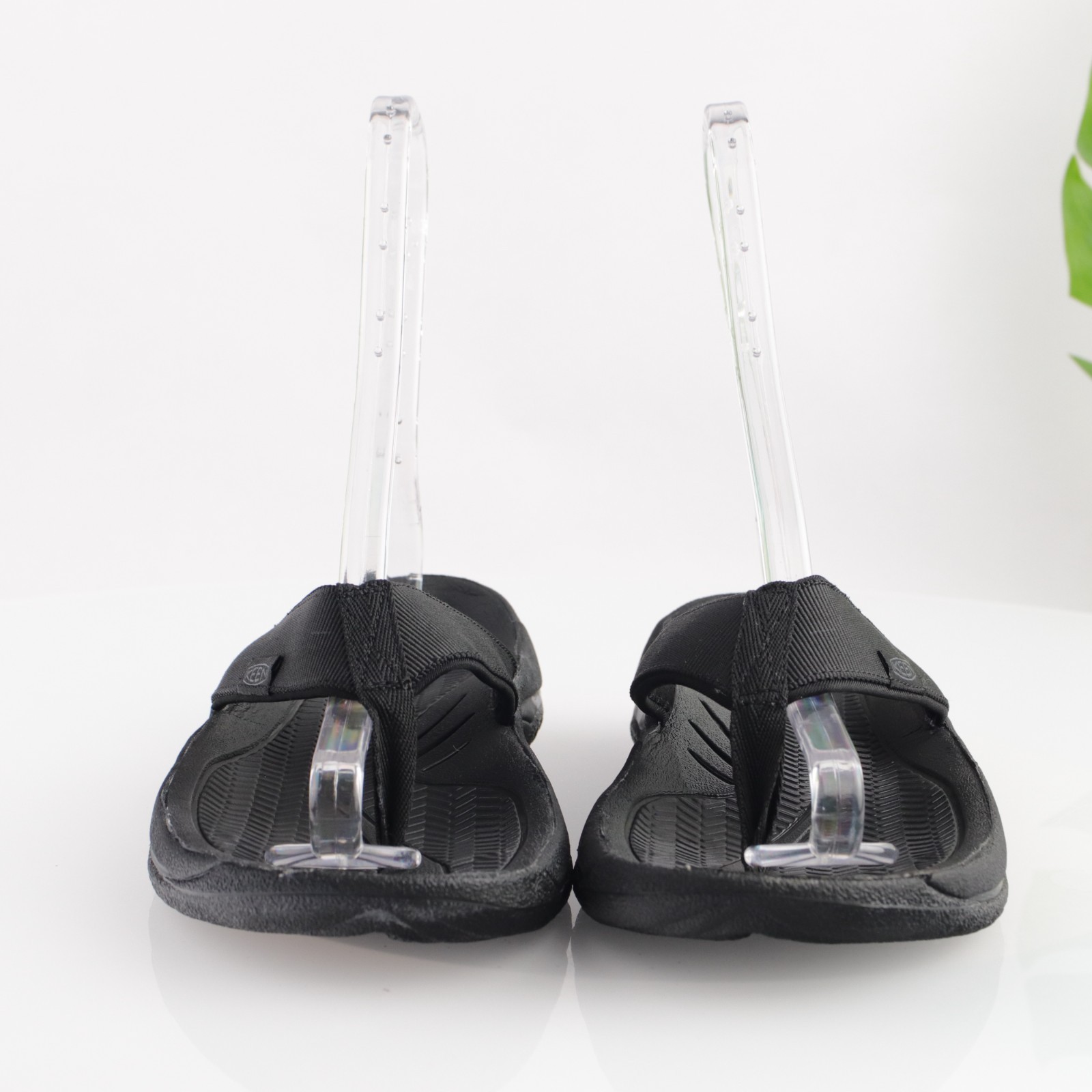 Sandalo Keen uomo Kona taglia 9 nero perizoma infradito scarpa da spiaggia acqua attivo