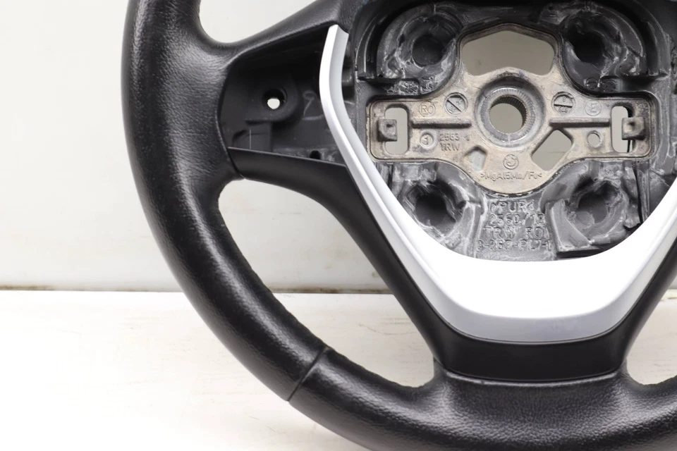 2014-2017 BMW 328D - 3-Spoke Sport Steering Wheel 6863342 - Image 4 of 4