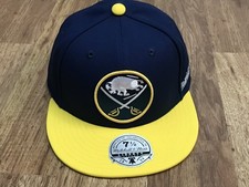 MENS 7 1/2 - NEW Mitchell & Ness NHL Buffalo Sabres Hockey Cap Hat Navy Blue