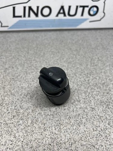 BMW 5 E39 Scheinwerferschalter 8363683 2.50 Petrol 125kw 2000 33765462