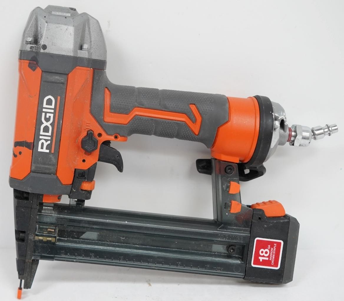 Ridgid R150FSF3 18Ga 3/8" to 1-1/2" Air Pneumatic Finish Stapler