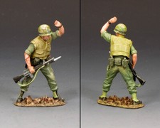 KING COUNTRY VIETNAM WAR VN090 MARINE N.C.O. SHOUTING