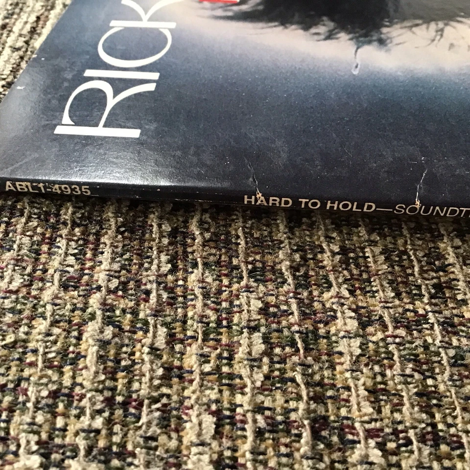 RICK SPRINGFIELD HARD TO HOLD 1984 ORIGINAL SOUNDTRACK LP RCA VICTOR PRINT - Image 3 of 4