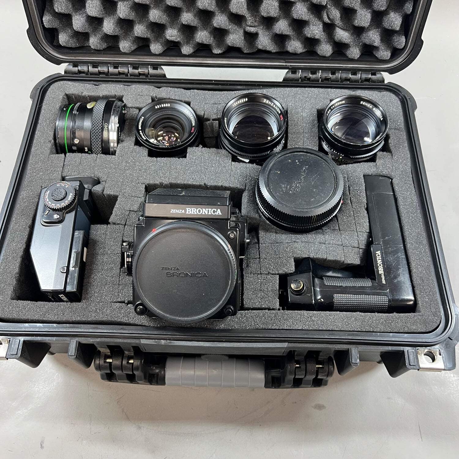 Bronica ETRSi vintage camera equipment - eBay listing photo 1