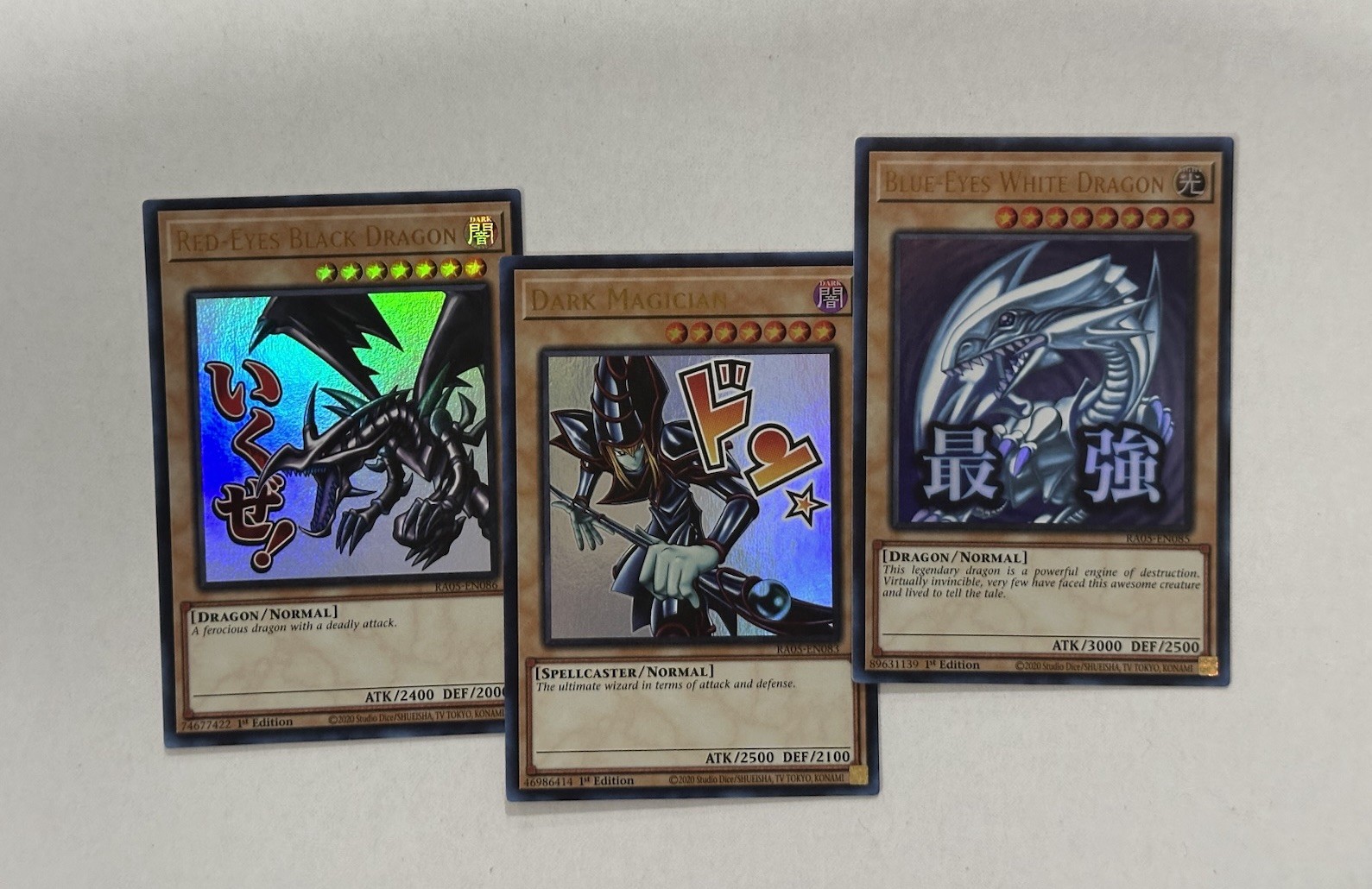 Yugioh! Blue Eyes, Red Eyes, Dark Magician Ultra Rare Ra05 NM
