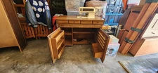 Singer Sewing Table with Machine 2010 with Storage Cabinet