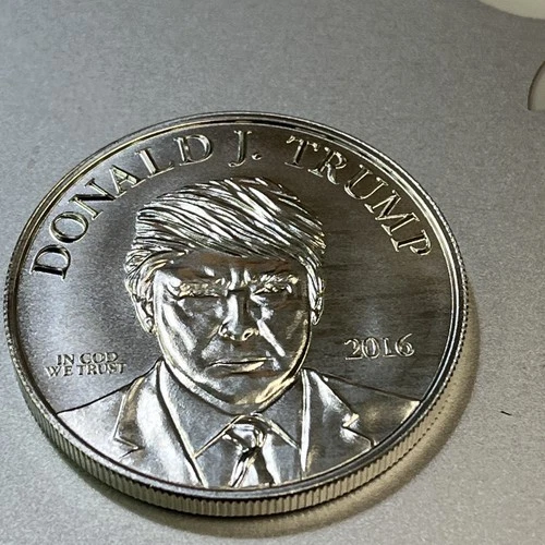 Donald Trump 2016 1 oz .999 silver proof coin Make America Great Again