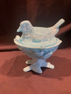Vintage West Moreland Blue Slag Glass Bird/Dove on a Nest