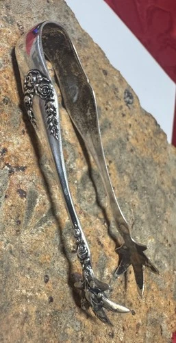 3 3/4 Sterling Silver Wallace Tongs 11 Grams No Monograms