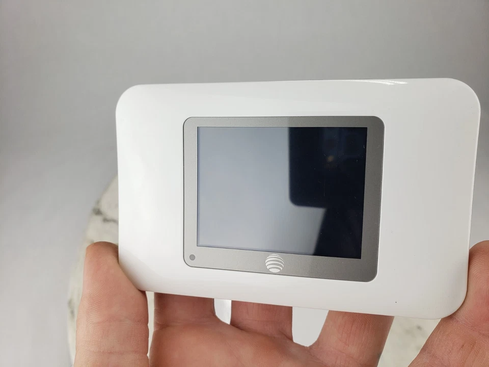 Netgear Unite Aircard AT&T Mobile WiFi Hotspot Modem - No Charger For Parts - Image 2 of 4