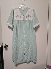 VINTAGE Coffee Time Floral EMBODERY GREEN CHECKED GINGHAM Nightgown Medium
