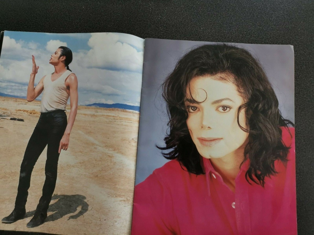 Michael Jackson Pepsi Presents Dangerous Tour Book - 1992 | eBay