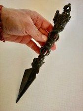 GRAND PHURBU TIBETAIN   en métal   LONG.28 cms   bon état