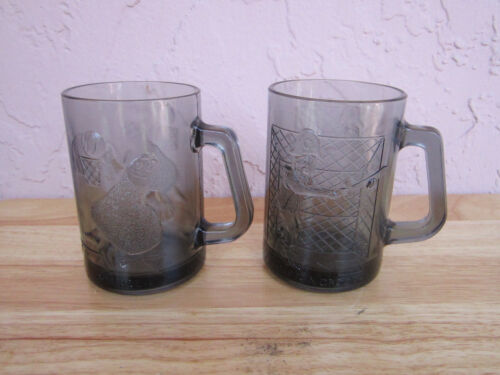 SET OF 2 McDonald's 1970's Black Smoked Glass Mug\Cup Sports for sale!!! - Imagen 1 de 4